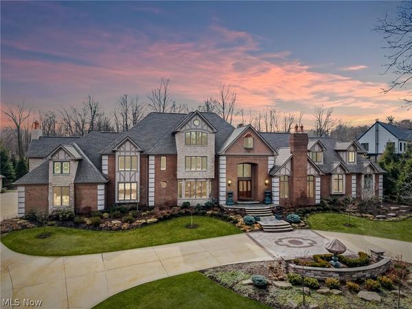 5400 Valley Parkway , Brecksville, OH 44141