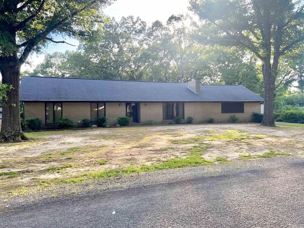 101 Fairway , Bald Knob, AR 72010