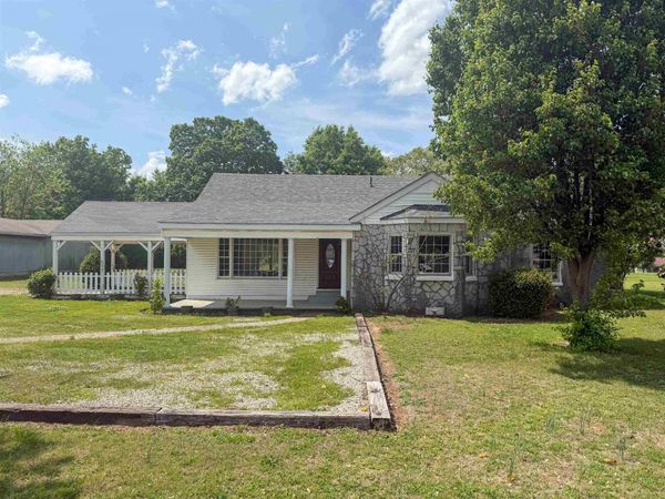 617 Ash Flat , Ash Flat, AR 72513