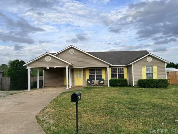 605 Marion , Paragould, AR 72450
