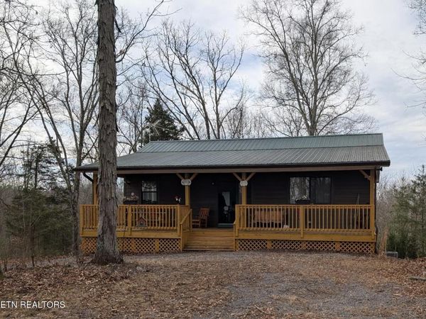 935 Old Marshall Rd , Bybee, TN 37713