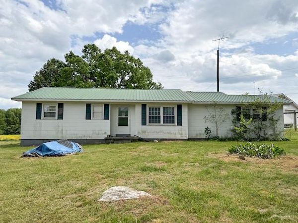2730 Spencer Rd , Rock Island, TN 38581