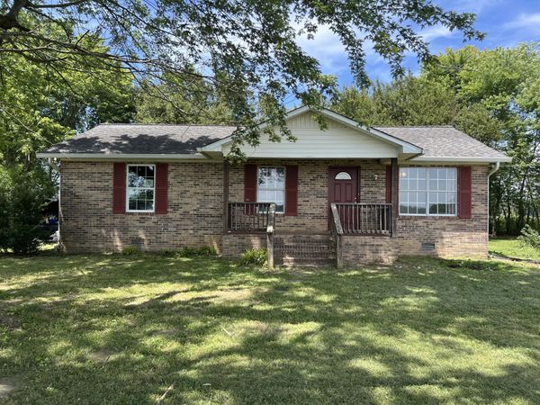 991 Four Seasons Rd , Smithville, TN 37166