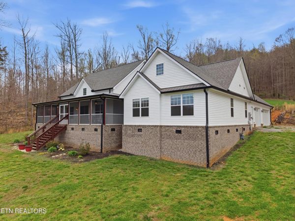 113 Brashears Rd , Harriman, TN 37748