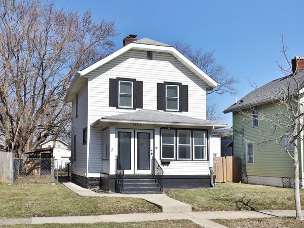 1562 Myrtle Avenue , Columbus, OH 43211