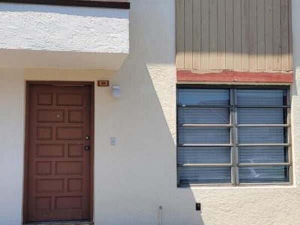 123 SW 113th Avenue , Unit 104, Miami, FL 33174