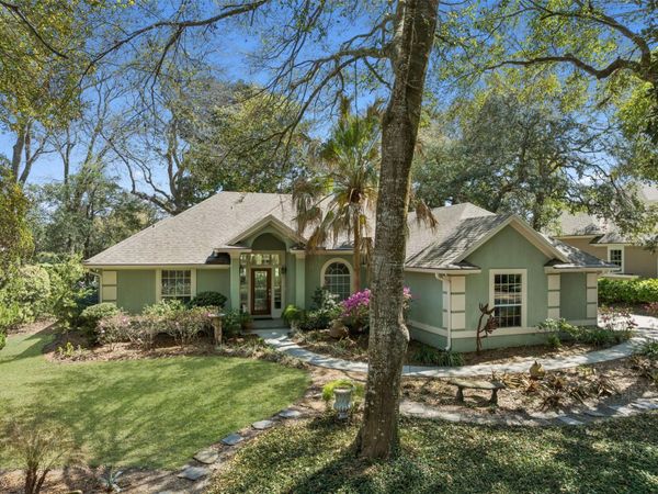 95406 CAPTAINS Way , Fernandina Beach, FL 32034