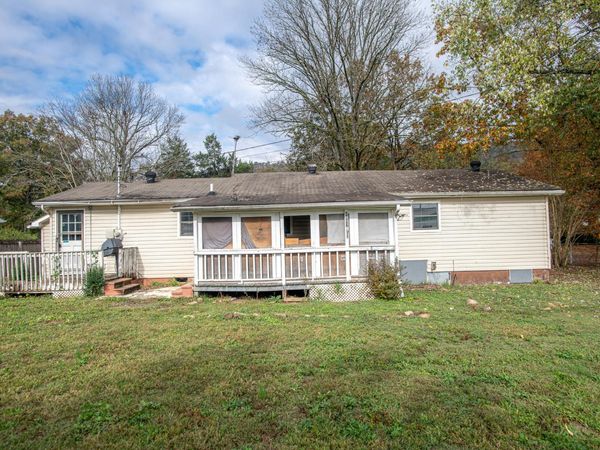 8957 Dayton Pike , Soddy Daisy, TN 37379