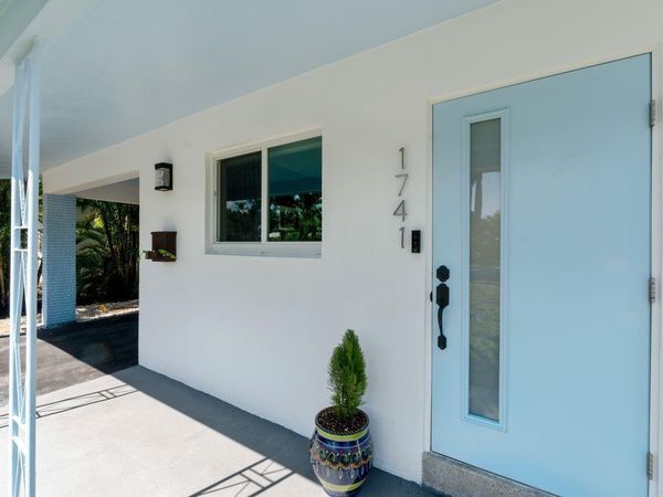 1741 NE 40th Street , Oakland Park, FL 33334