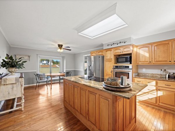 694 Meadow Drive , Chickamauga, GA 30707