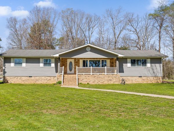 310 Daniels Road , Trenton, GA 30752