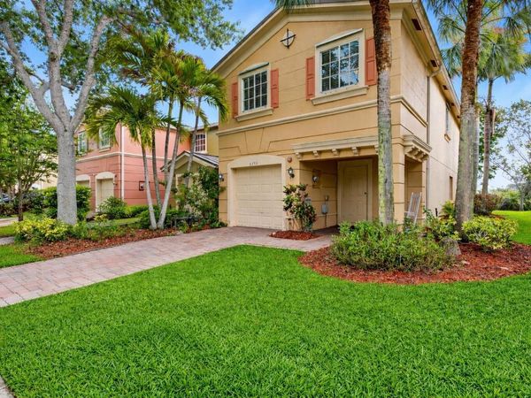 5373 SE Jennings Lane , Stuart, FL 34997
