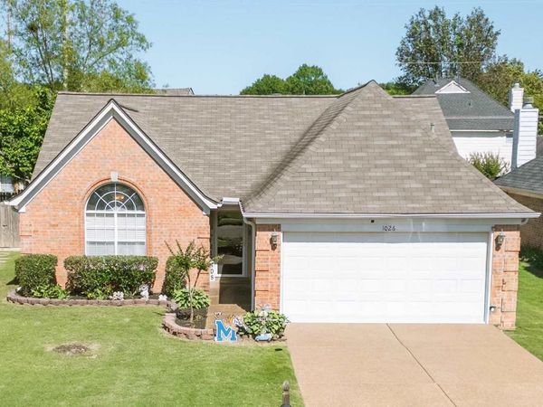 1026 JESSICA  LAUREN DR, Cordova, TN 38018