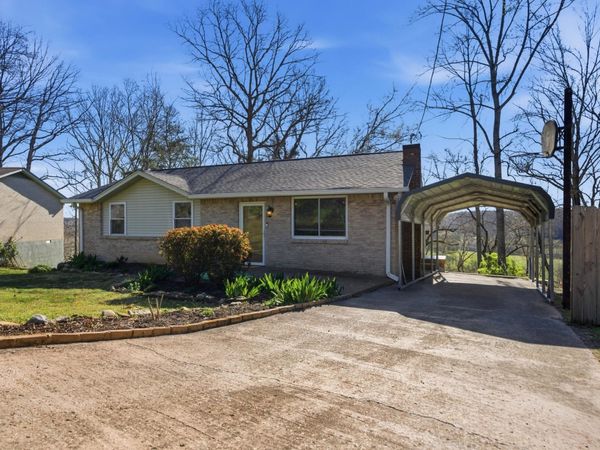 1030 Pine Bluff Rd , Kingston Springs, TN 37082