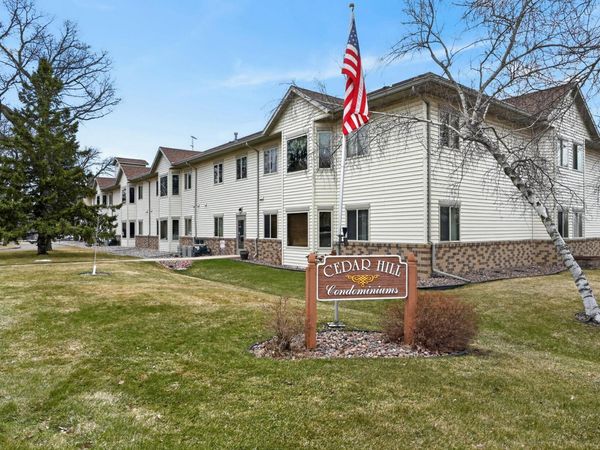 509 6th Avenue W, Unit 211, Alexandria, MN 56308