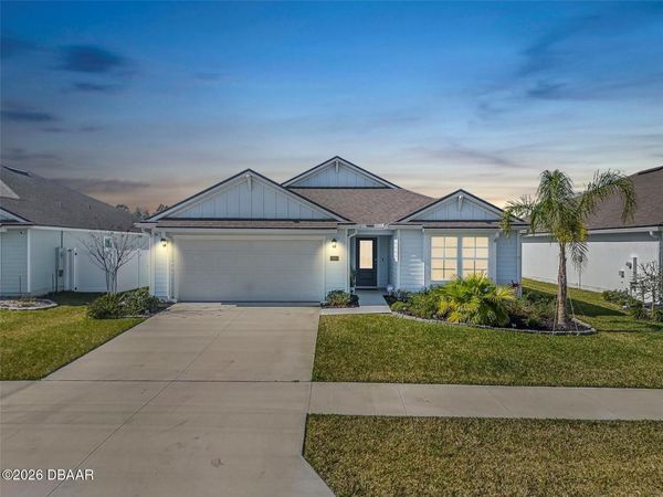 50 Lumberjack Trail, Palm Coast, FL 32137