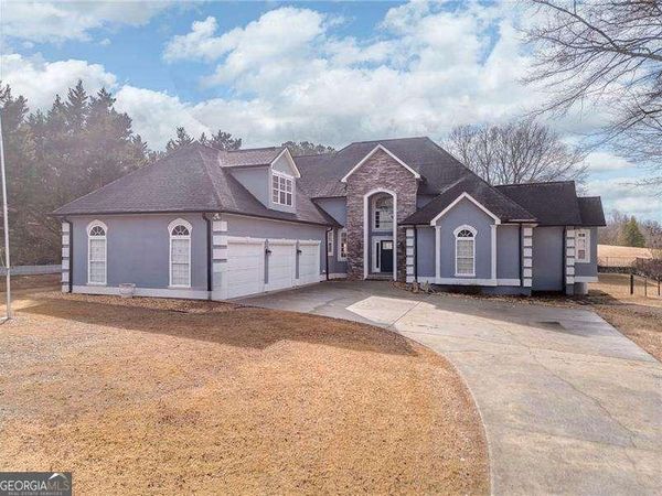 170 Meadow Lakes Boulevard, Cedartown, GA 30125