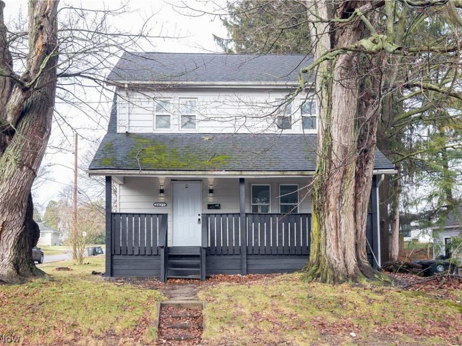 2462 Edwin Avenue , Akron, OH 44314 Photo 1