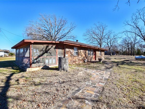 452058 E 965 Loop , Vian, OK 74962