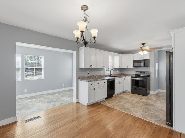 42 Warren Street , Rossville, GA 30741