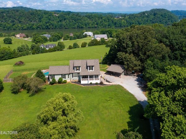 1048 Little Dogwood Rd, Kingston, TN 37763