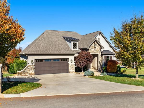 275 Hummingbird Drive, Vonore, TN 37885
