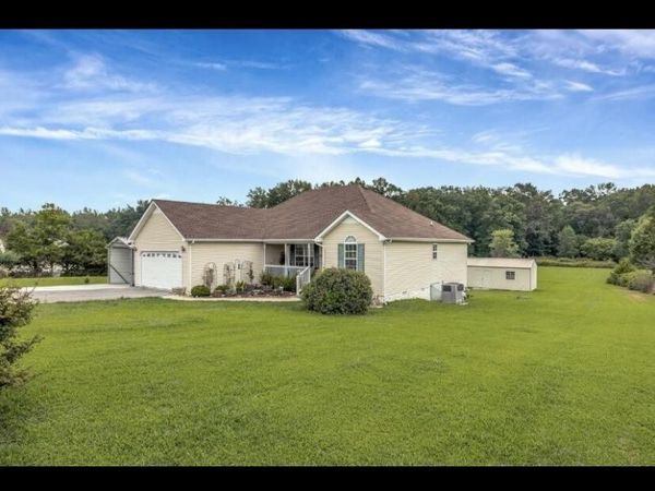 272 Jacoby DR , Manchester, TN 37355