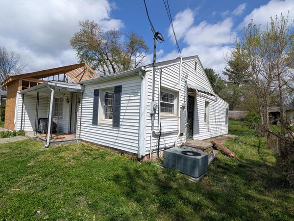 5110 Fennel Rd , Knoxville, TN 37912