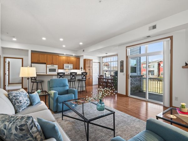 17393 72nd Avenue N, Unit 102, Maple Grove, MN 55311