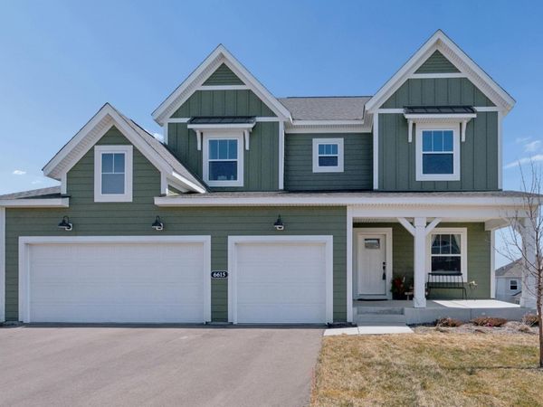 6615 Bluestem Way , Excelsior, MN 55331
