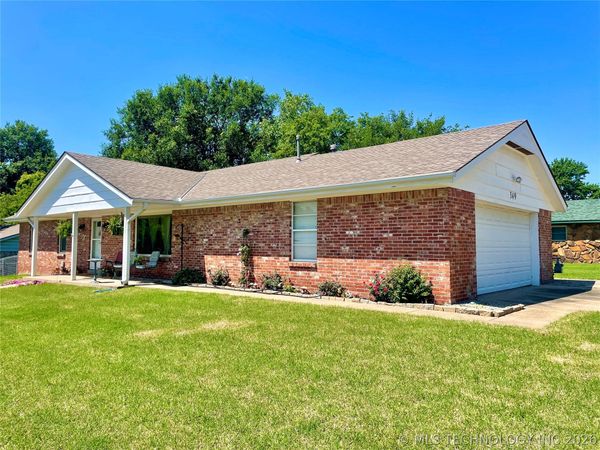 349 Cara Lee Lane , Bartlesville, OK 74006