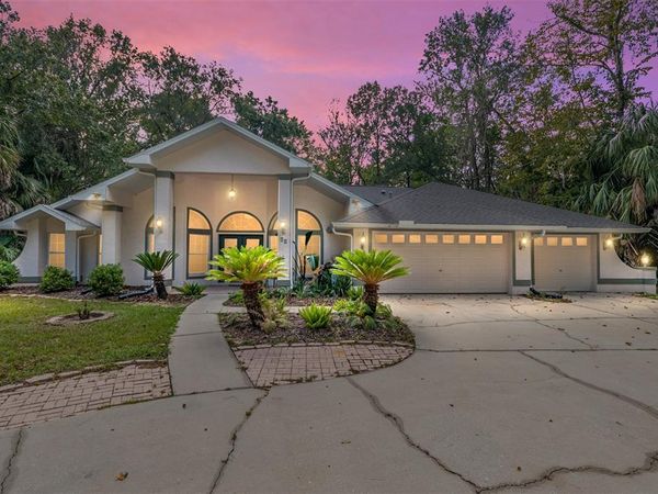 90 WINDING RIVER LANE , INGLIS, FL 34449