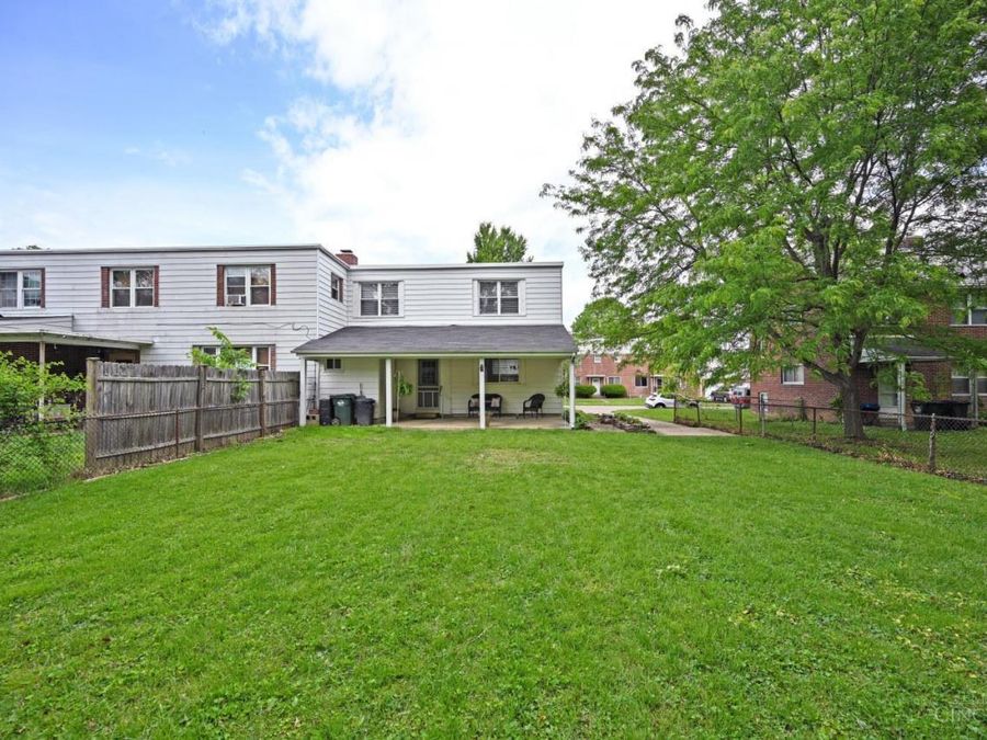 27 Andover Road, Greenhills, OH 45218 Photo 32
