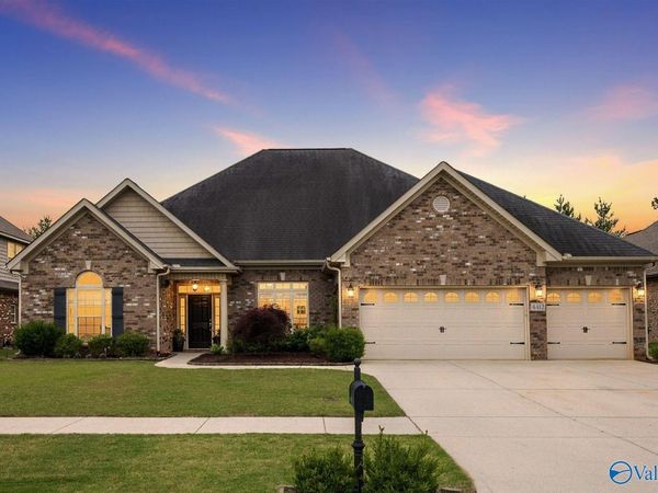 4412 SE Coatsbridge Drive, Owens Cross Roads, AL 35763