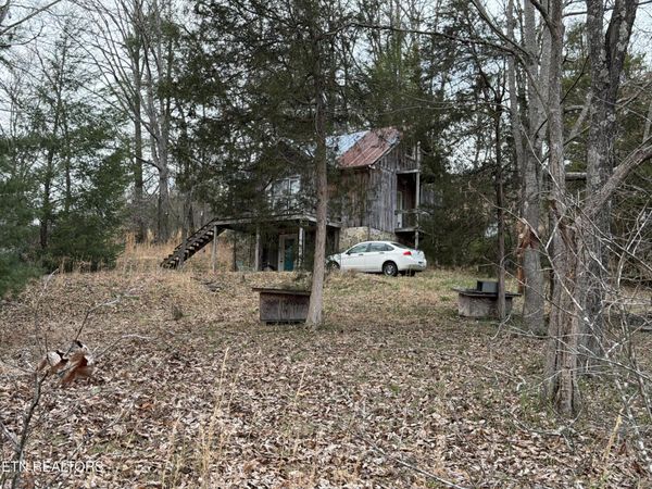 364 Shady Grove Rd, Lancing, TN 37770