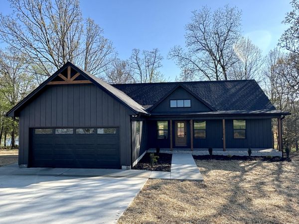 11694 West Green Hill Rd , Smithville, TN 37166