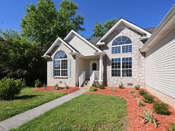 1251 Wentworth Dr , Gallatin, TN 37066