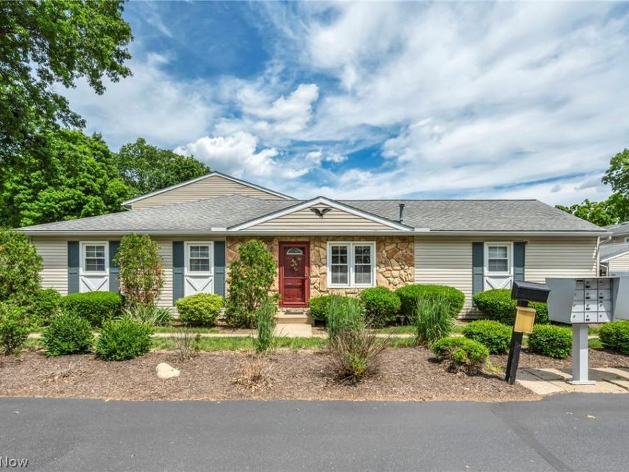 2499 Barth Drive , Uniontown, OH 44685 Photo 1