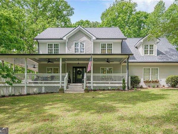 202 Windy Ridge Court, Dawsonville, GA 30534