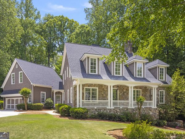 1863 Baynham Drive, Dunwoody, GA 30338