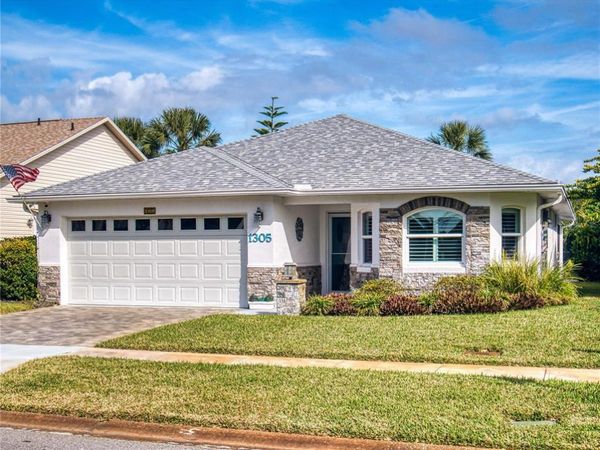 1305 WAYNE AVENUE , NEW SMYRNA BEACH, FL 32168
