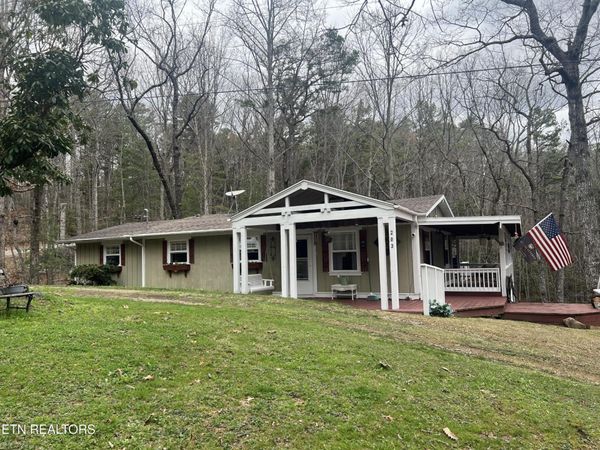 203 Tall Pine Circle , Tellico Plains, TN 37385