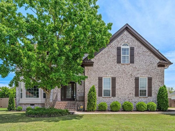2406 Laurelton Creek Lane , Chattanooga, TN 37421