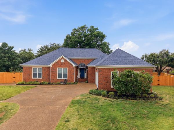 5133 Brittany Dr , Old Hickory, TN 37138