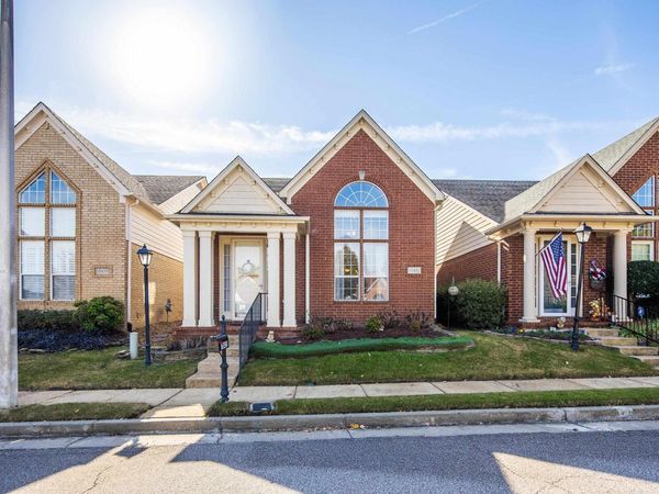 10435 KENSINGTON CIR, Collierville, TN 38017