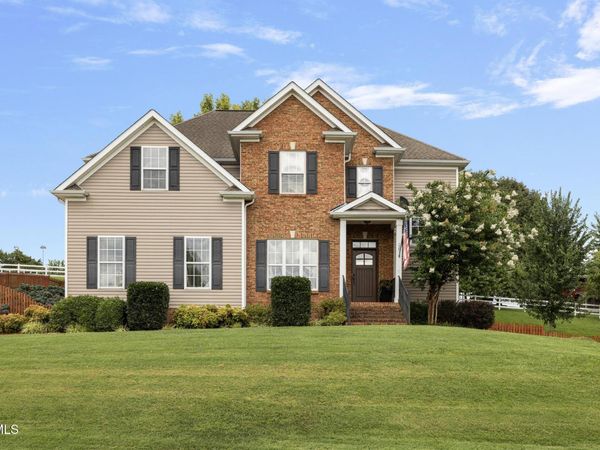 220 Ridgeview Meadows Drive, Johnson City, TN 37615