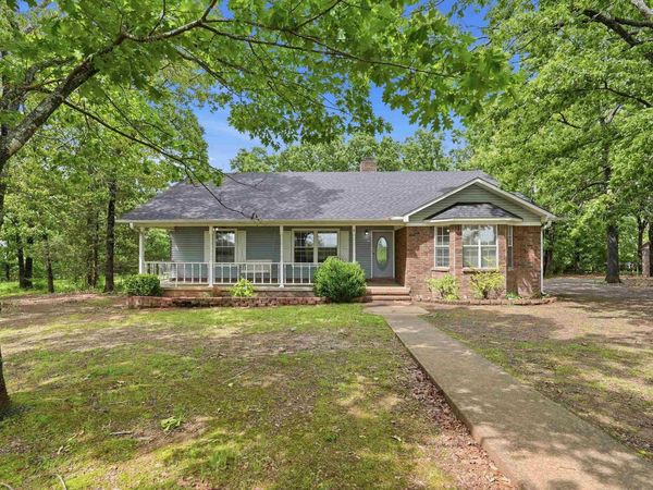 17 Pigeon Roost , Solgohachia, AR 72156