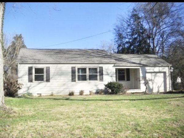6006 Arcadia Drive, Knoxville, TN 37920
