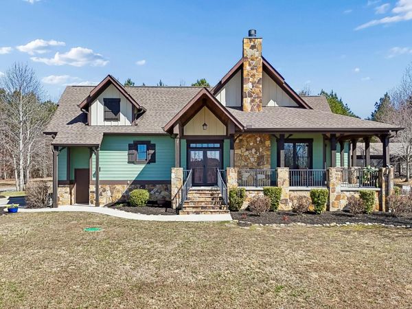 925 River Bluffs Drive , Jasper, TN 37347