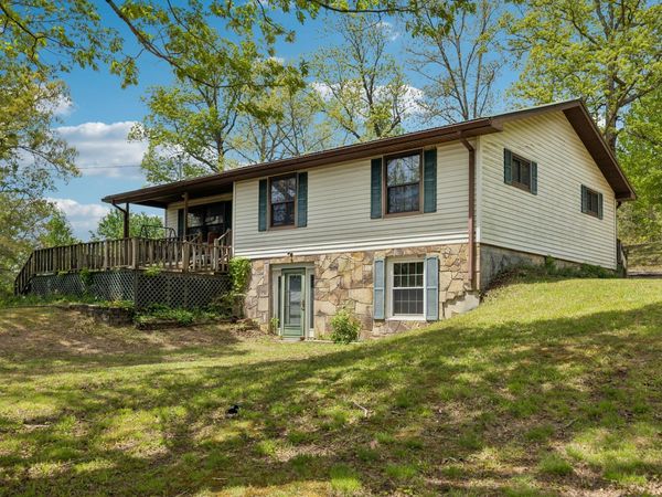 2137 Pigeon Springs Rd , Tracy City, TN 37387